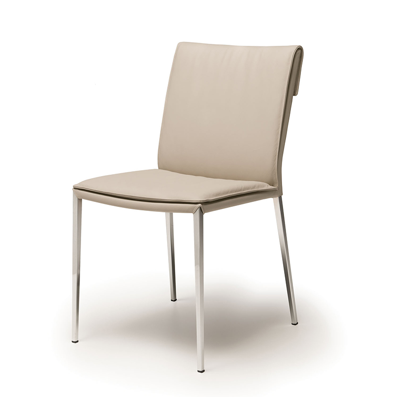 Chaise de salle à manger scandinave en cuir blanc en métal blanc italien Ensemble de 6 pour salle à manger